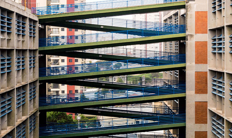 Education in Brazil lead image: building ramps in São Judas University Campus in Mooca, São Paulo, Brazil